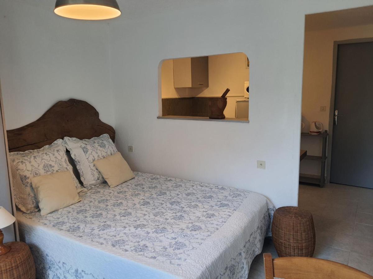 La Ferme De Manon Apartman Montferrat  Kültér fotó