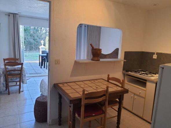 La Ferme De Manon Apartman Montferrat  Kültér fotó