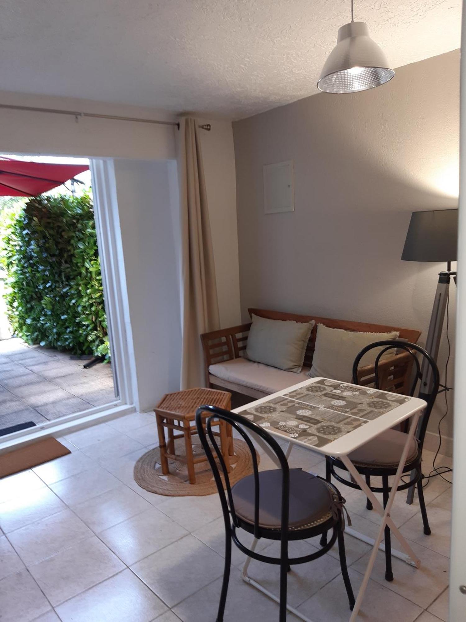 La Ferme De Manon Apartman Montferrat  Kültér fotó